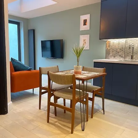 Pillow Menu! 1 Bed Garden Flat Finsbury Park London Exterior photo